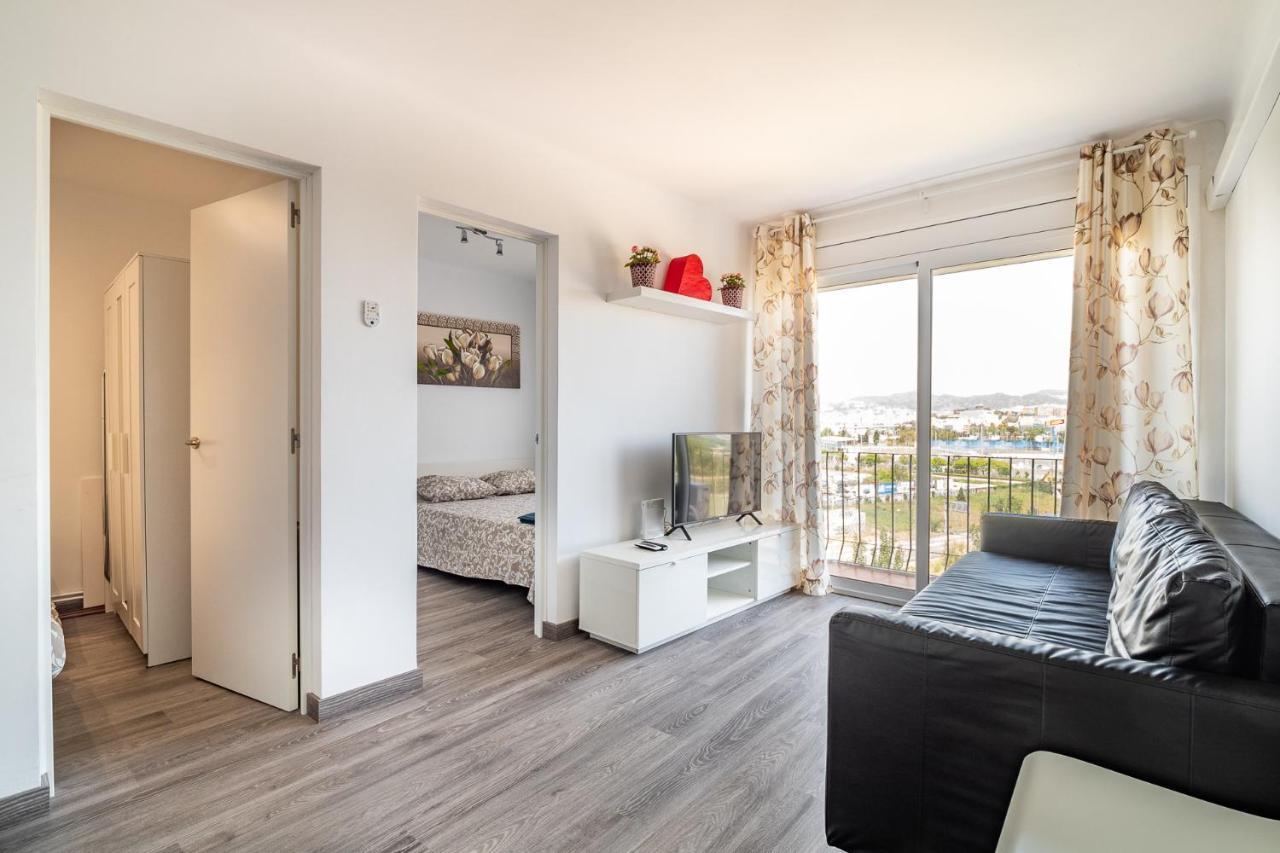 Lovely Apartment Barca 2 Sant Adria de Besos Luaran gambar